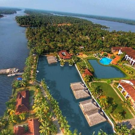 Plumeria Lake Resort & Spa Vayalār المظهر الخارجي الصورة