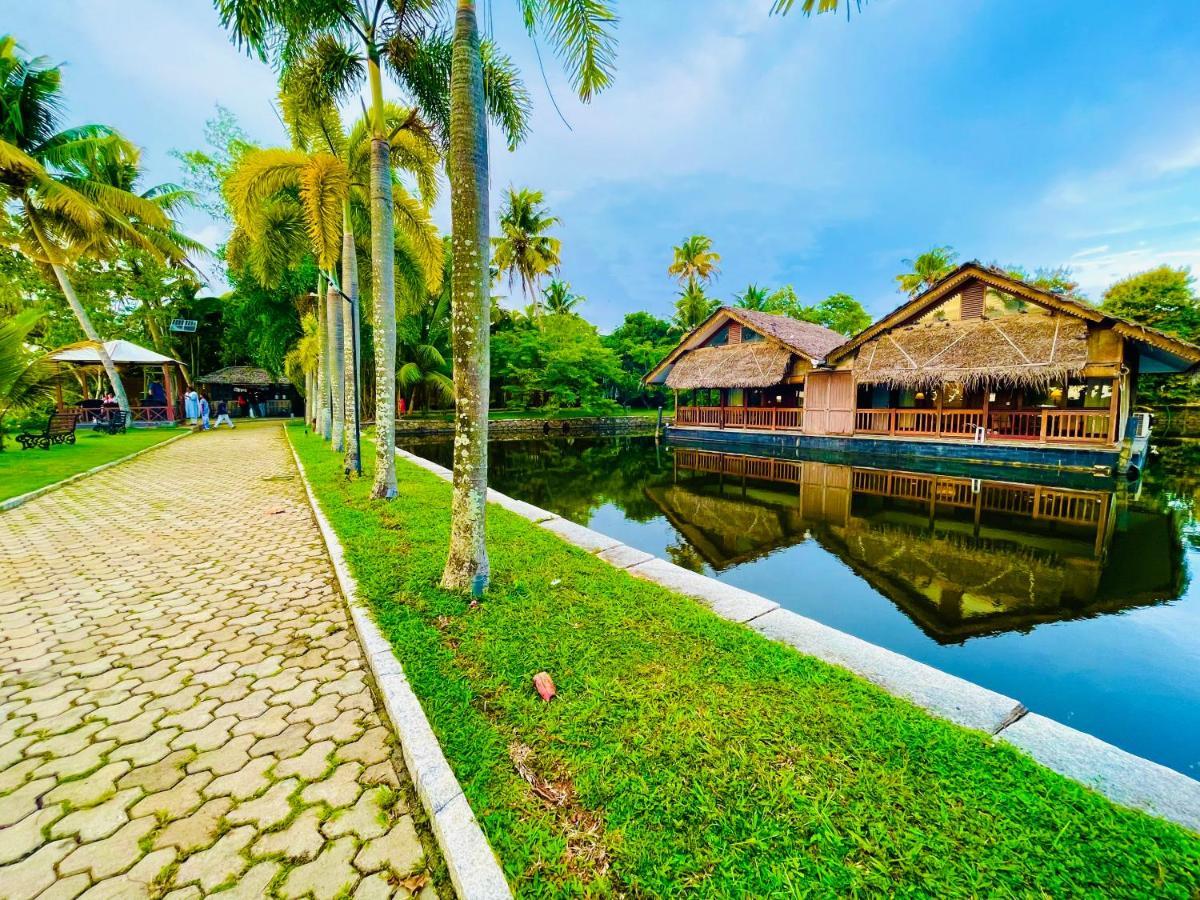 Plumeria Lake Resort & Spa Vayalār المظهر الخارجي الصورة